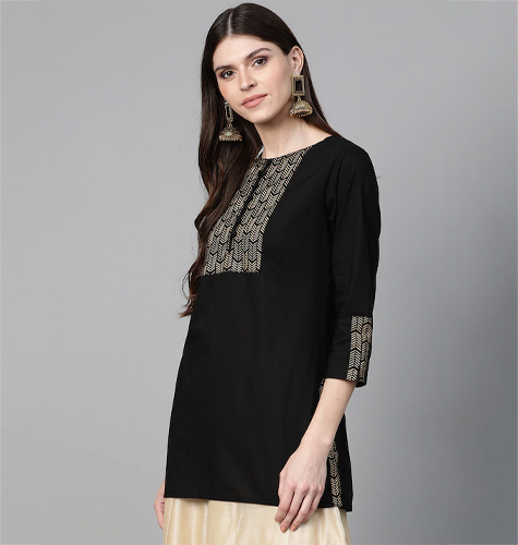 Women Black & Golden Foil Print Tunic